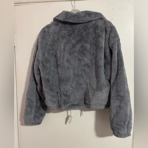 FLUFFY ZIP THROUGH OVERSIZED JACKET - Picture 4 of 4